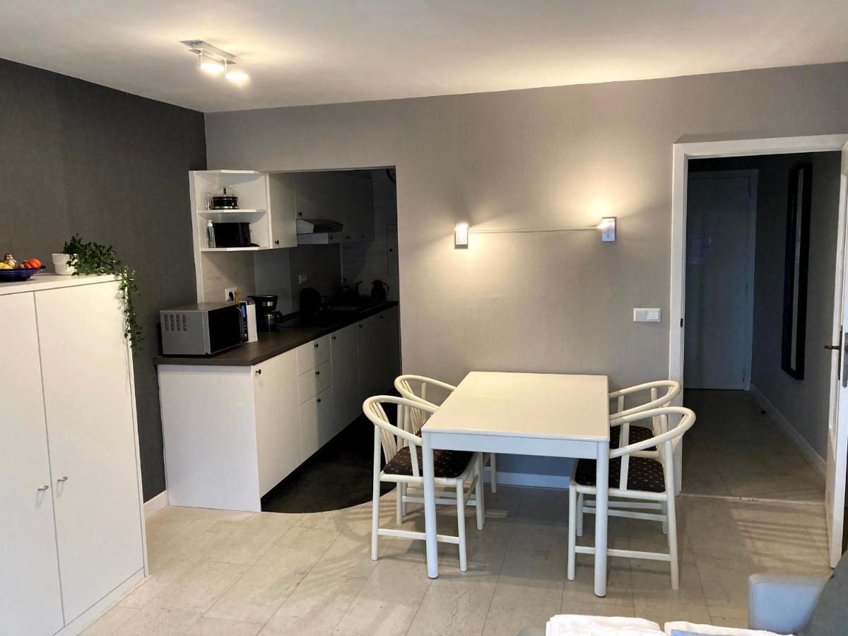 Studio Met Zeezicht Op Heldenplein Knokke-Heist Ngoại thất bức ảnh